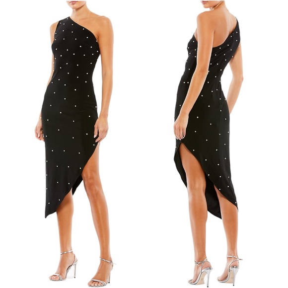 Mac Duggal Dresses & Skirts - NWOT MAC‎ DUGGAL Ieena Asymmetric Rhinestone Embellished Midi-Dress. Size 4